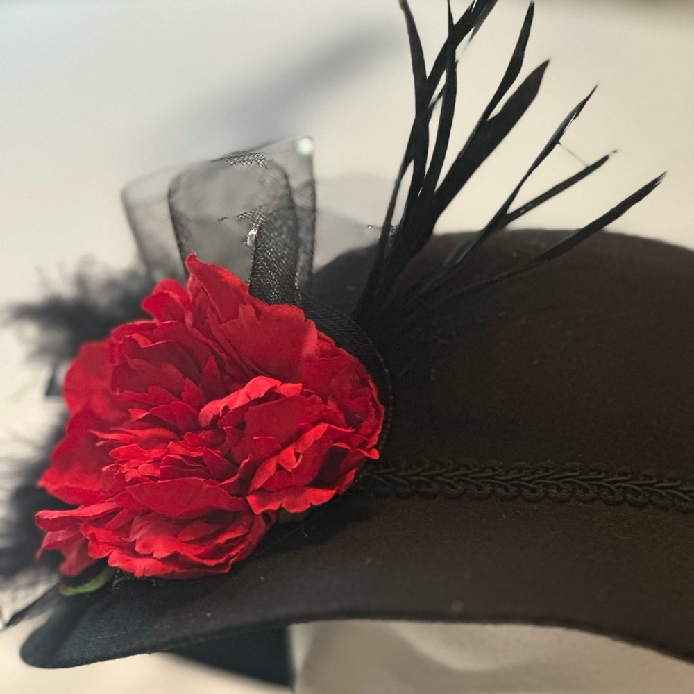 Derby Hat - Picture 4 of 7